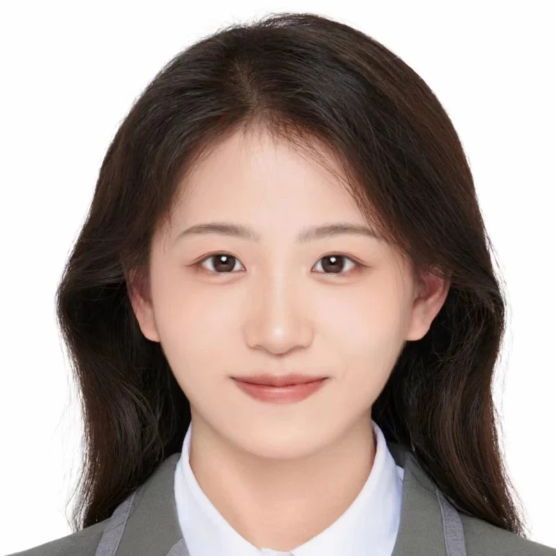 Weiyi Yan portrait